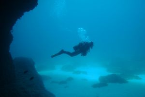 Formentera, Cuevas de Punta Rasa - Baleares cala saona España foto 1