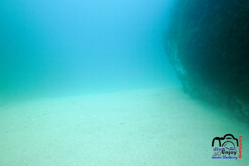 Pont petroli - Barcelona Badalona Spain