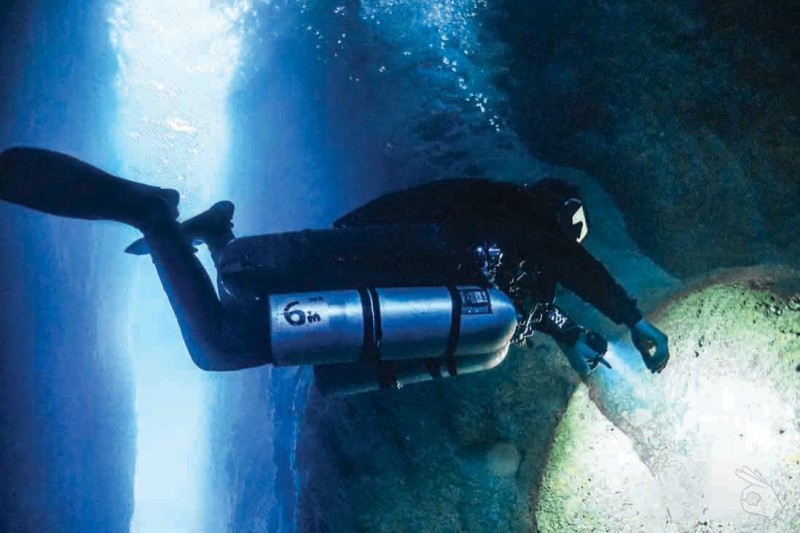 INLAND SEA -  San Lawrenz Malta