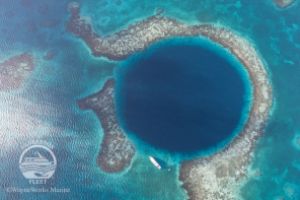 THE BLUE HOLE (LIGHTHOUSE REEF, BELIZE) -  LIGHTHOUSE REEF Belice foto 5