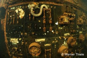 PECIO DEL “FUJIKAWA MARU” (ISLA DE ETTEN, TRUK LAGOON, MICRONESIA) -  Weno Micronesia foto 6