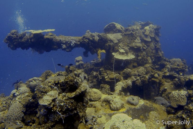 PECIO DEL “FUJIKAWA MARU” (ISLA DE ETTEN, TRUK LAGOON, MICRONESIA) -  Weno Micronesia