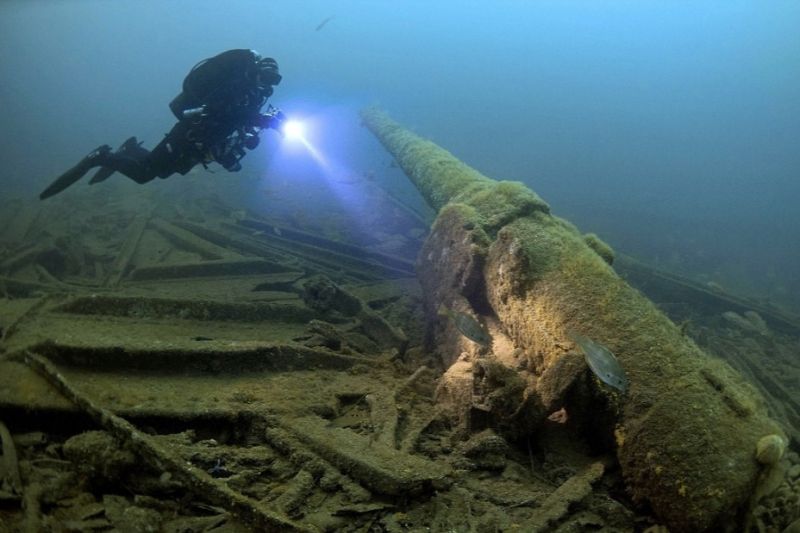 PECIO DEL SS LAURENTIC- MALIND HEAD - IRLANDA -  Carrickart Irlanda