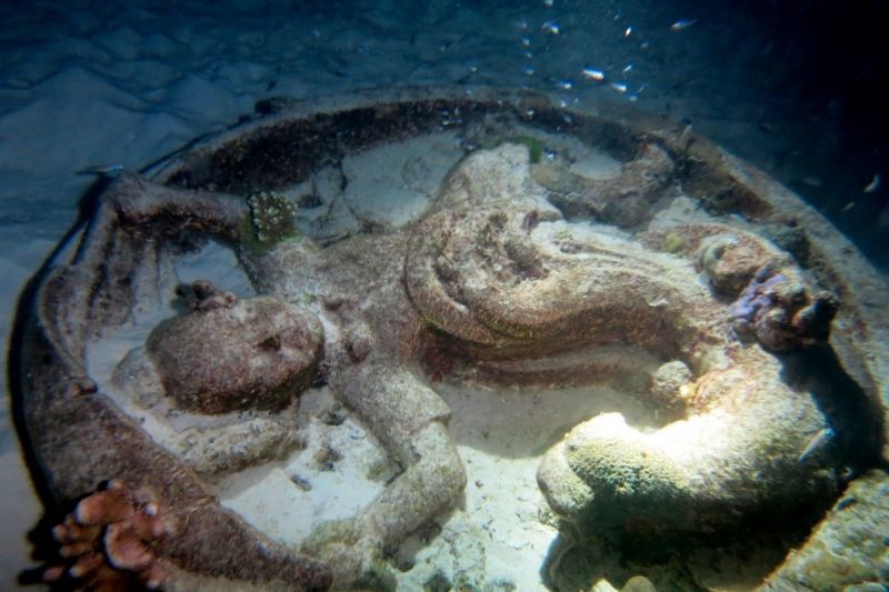 MONUMENTS BAY - CUARTA  ISLA SIMILAN TAILANDIA -  Islas Similan Tailandia