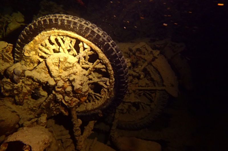 THISTLEGORM - ESTRECHO DE GÜBAL - EGIPTO  -  Hurgada Marina Egipto