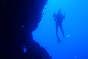 EL AGUJERO AZUL (BLUE HOLE) PUERTO DEL CARMEN LANZAROTE - Las Palmas Puerto del Carmen España foto 2