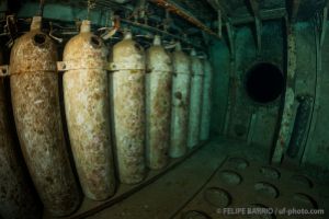 Sala de compresores | USS KITTIWAKE - GRAND CAYMAN - ISLAS CAYMAN -  Sunset House Cayman Islands foto 2