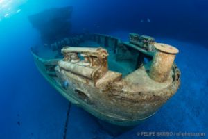 Proa | USS KITTIWAKE - GRAND CAYMAN - ISLAS CAYMAN -  Sunset House Cayman Islands foto 8