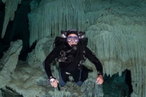 Cenote | CENOTE NOHOCH NAH CHICH - YUCATAN - MÉXICO - Quintana Roo Playa del Carmen Mexico foto 4